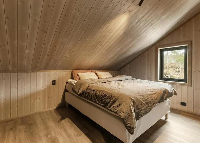 Hydla Mountain سترين